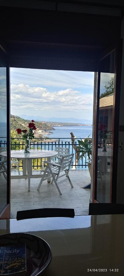 La Timpa Villa Ачиреале Екстериор снимка